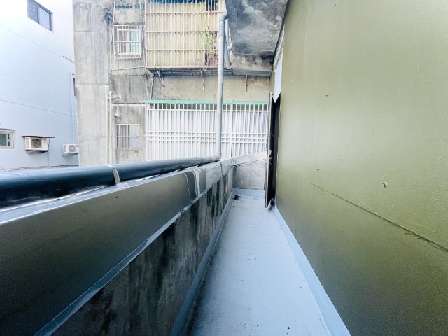 五股買房賣屋麥當勞正對面黃金店面,新北市五股區工商路