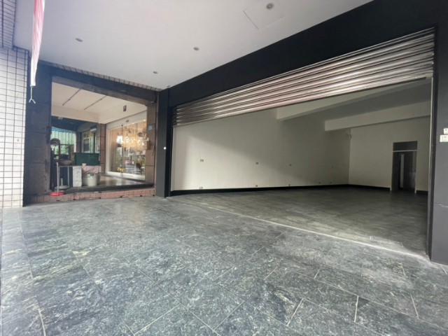 泰山買房賣屋學區大面寬店面,新北市泰山區明志路一段