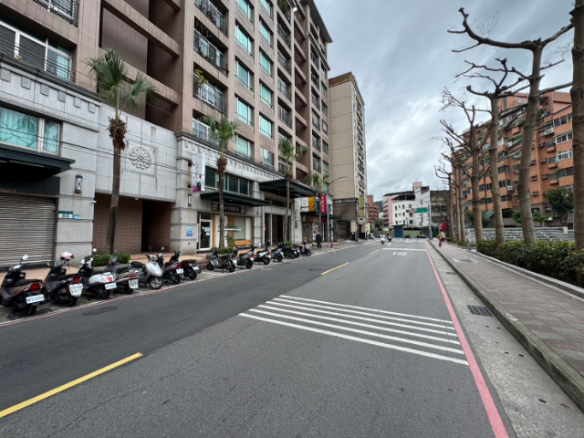 泰山買房賣屋十八甲金店王,新北市泰山區仁愛路