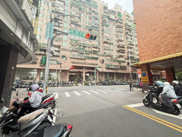 泰山買房賣屋民權住宅區金店面,新北市泰山區民權街