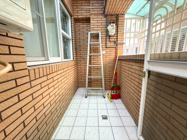 泰山買房賣屋麗池亮麗四房車,新北市泰山區泰林路二段