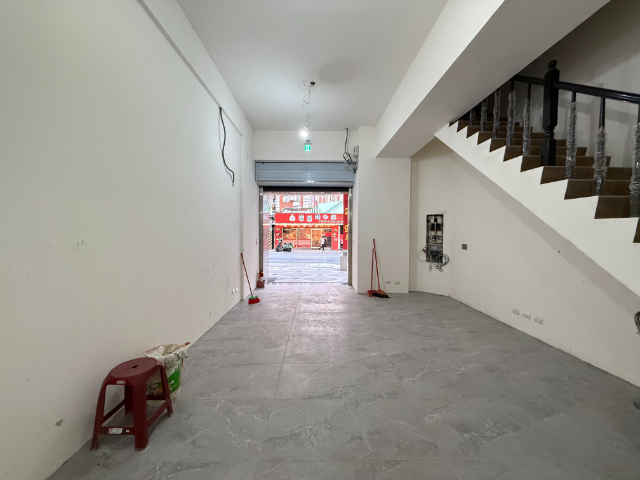 泰山買房賣屋武泰臻愛金店面B,新北市泰山區明志路三段