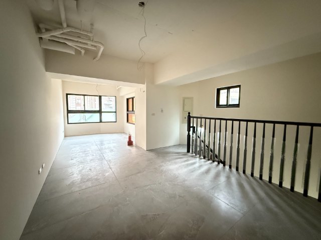 泰山買房賣屋武泰臻愛金店面B,新北市泰山區明志路三段