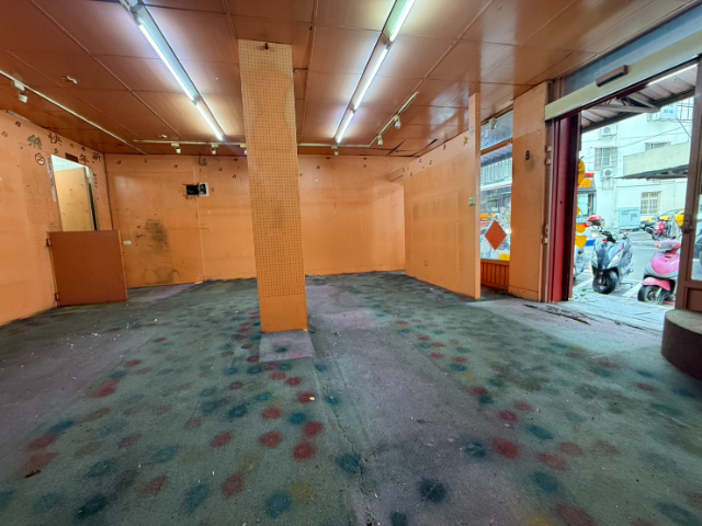 泰山買房賣屋近商圈好房東金店面,新北市泰山區明志路一段