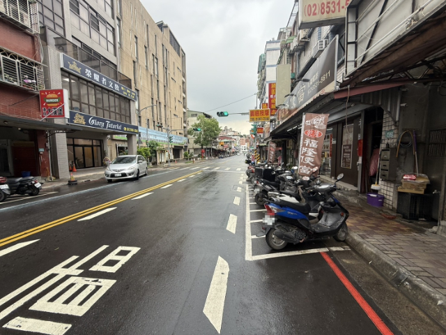 泰山買房賣屋近商圈好房東金店面,新北市泰山區明志路一段