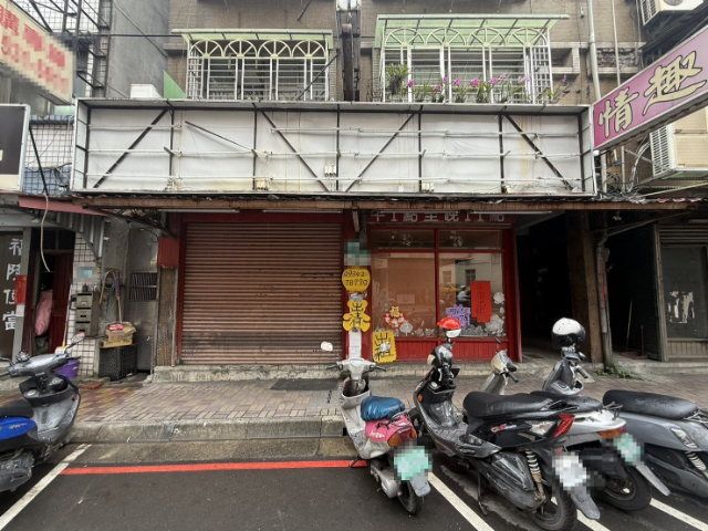 泰山買房賣屋近商圈好房東金店面,新北市泰山區明志路一段