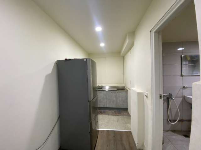泰山買房賣屋設備齊全露台大兩房,新北市五股區成泰路一段