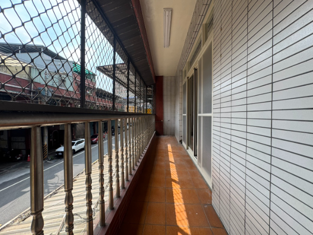 泰山買房賣屋面寬捷運旁透天廠房,新北市泰山區貴陽街