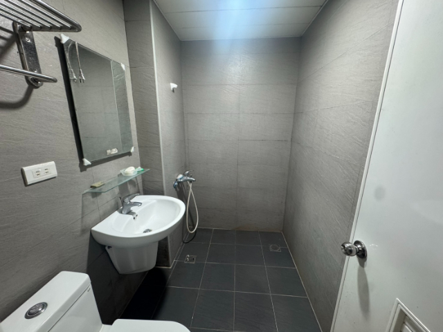 泰山買房賣屋明志科大旁溫馨居,新北市泰山區工專路