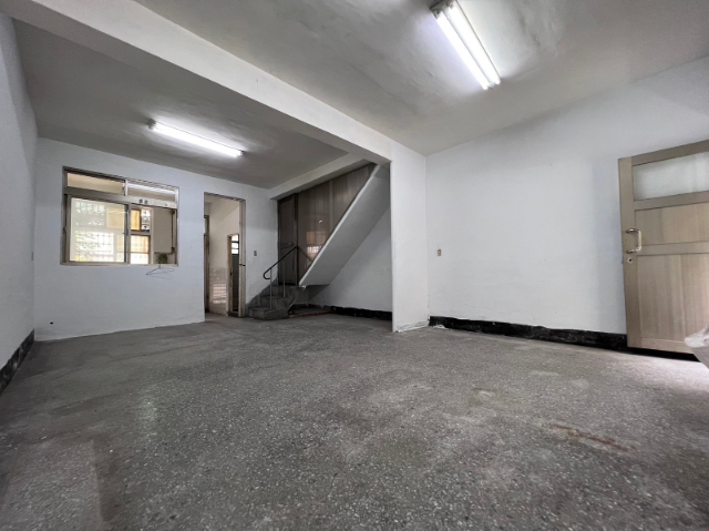 泰山買房賣屋全興路透天,新北市泰山區全興路