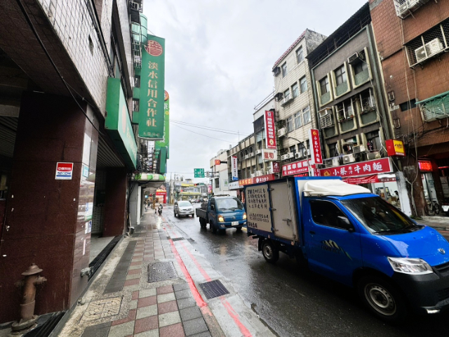 五股買房賣屋工商路店面1+2樓,新北市五股區工商路