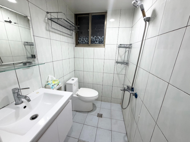 泰山買房賣屋可租補方正三房溫馨居,新北市泰山區明志路三段