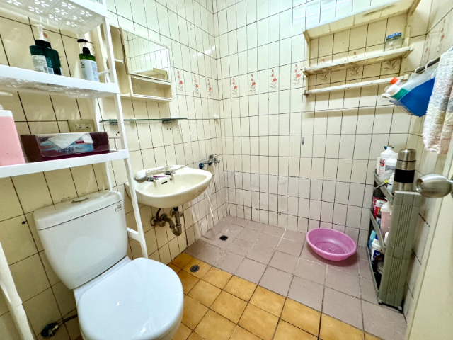 泰山買房賣屋低樓層科大旁3房美寓,新北市泰山區明志路三段