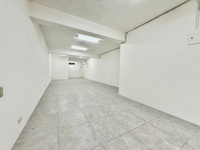 泰山買房賣屋十八甲金店面,新北市泰山區明志路一段