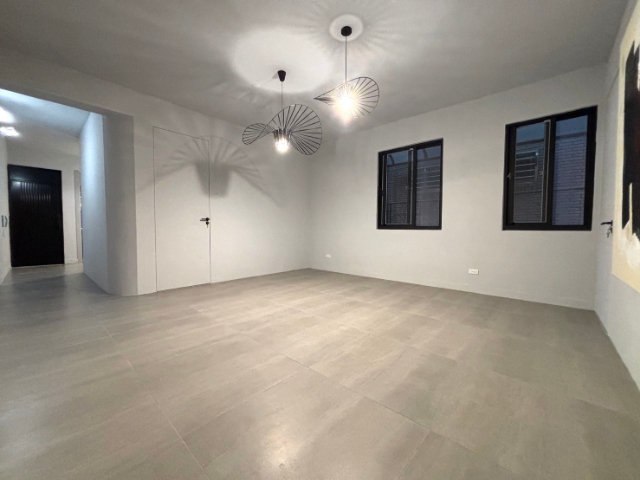 五股買房賣屋運動中心大三房,新北市五股區成泰路三段