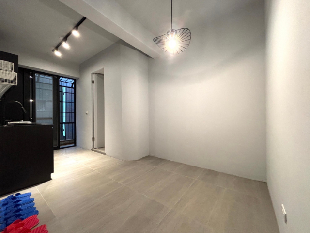 五股買房賣屋運動中心大三房,新北市五股區成泰路三段