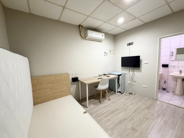 泰山買房賣屋公園旁清幽溫馨套房,新北市泰山區半山雅