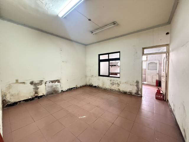 雙學區正明志路經典店面,新北市泰山區明志路二段