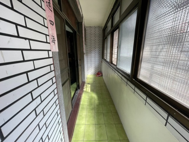 泰山買房賣屋前後陽台方正二樓,新北市泰山區黎明路