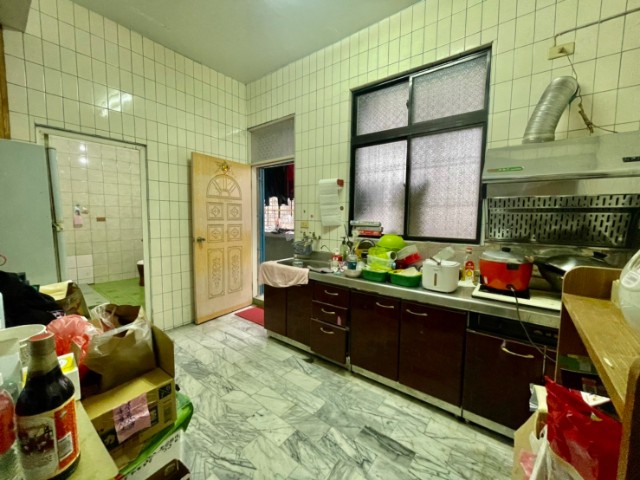 泰山買房賣屋十八甲大地坪透天,新北市泰山區明志路一段