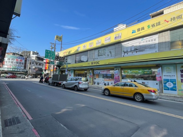 五股買房賣屋鈔集賺市中心透天,新北市五股區成泰路二段