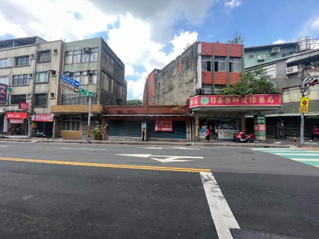 泰山買房賣屋黎明優質商業用地,新北市泰山區黎明段