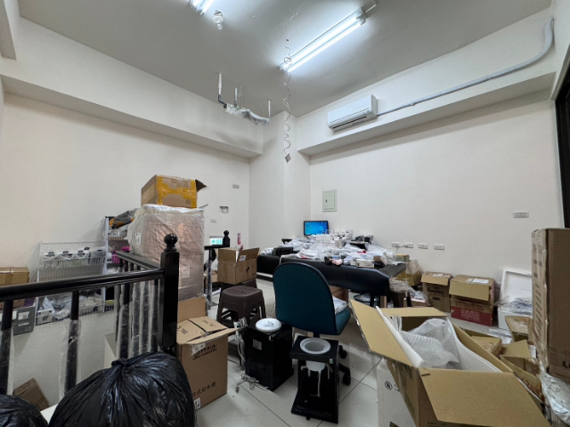 五股買房賣屋洲子洋挑高金店面,新北市五股區新城八路