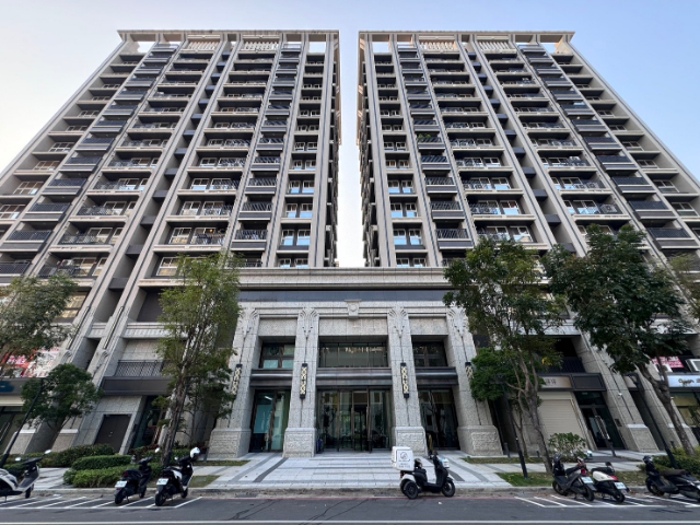 五股買房賣屋洲子洋挑高金店面,新北市五股區新城八路