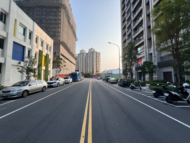 五股買房賣屋洲子洋挑高金店面,新北市五股區新城八路