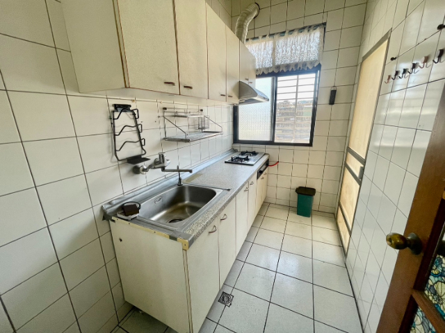 傳家堡溫馨方正大空間(工業用),新北市泰山區壽山路