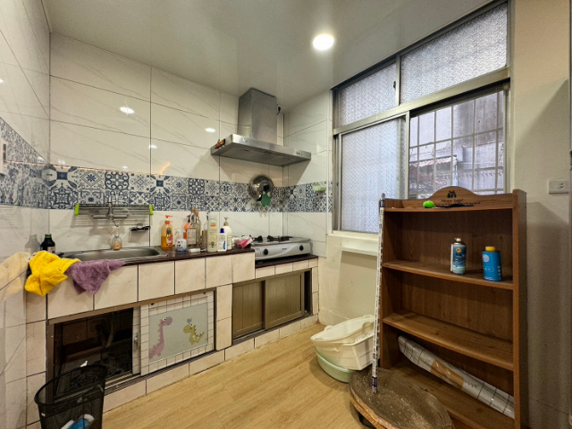 泰山買房賣屋明志學區旁美妝鼎加,新北市泰山區新民路