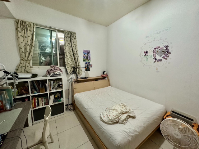 泰山買房賣屋18甲旁低公設採光美4房,新北市泰山區楓樹街