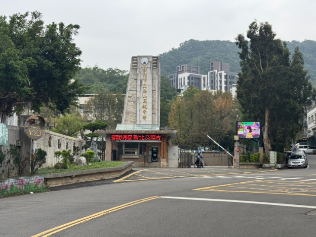 泰山買房賣屋10米路稀有透天(稅籍建物),新北市泰山區黎明段