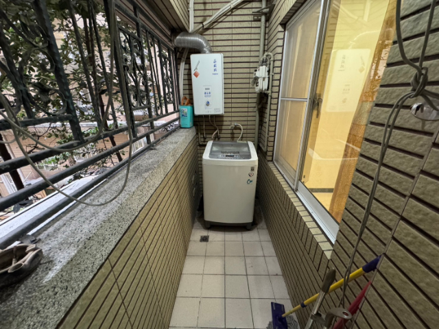 泰山買房賣屋雅緻經典18甲3房車,新北市泰山區仁愛路