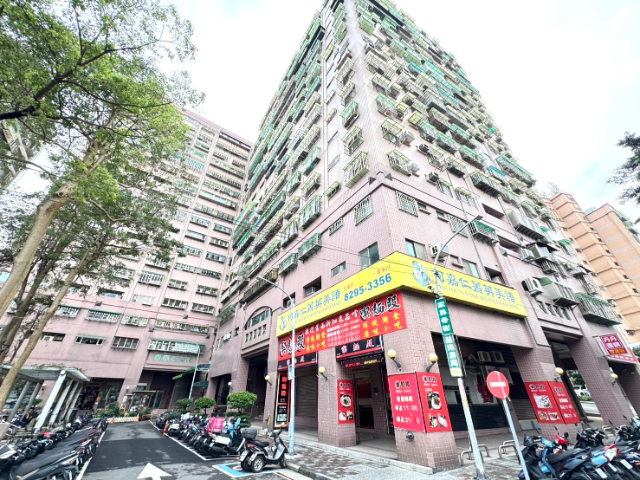 五股買房賣屋發財收租金店面,新北市五股區成泰路二段
