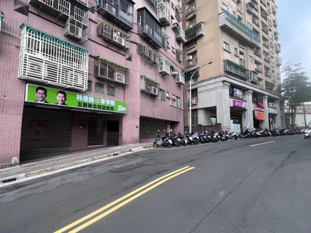 五股買房賣屋市中心車水馬龍金店面,新北市五股區成泰路二段