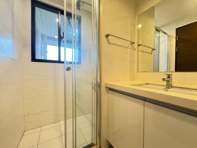 五股買房賣屋全坤公園面101兩房平車,新北市五股區芳洲路