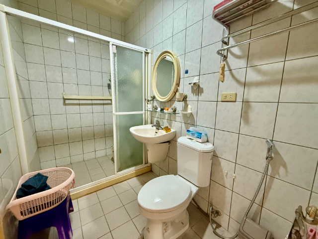 泰山買房賣屋捷運大戶雅緻美妝宅(工業用),新北市泰山區貴陽街