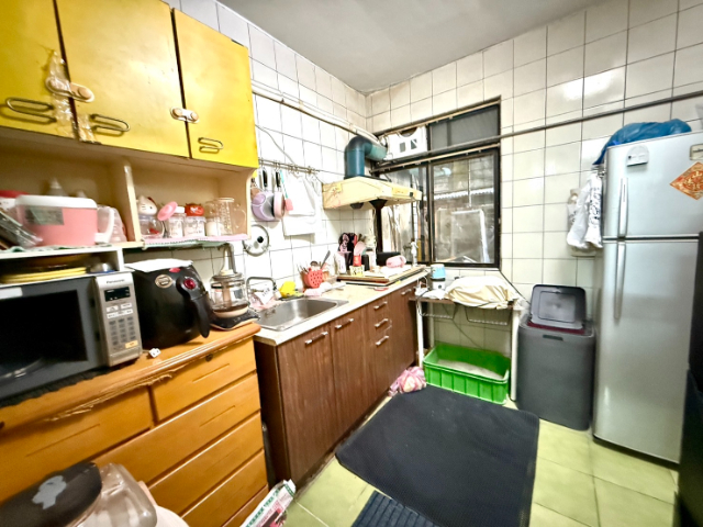 泰山買房賣屋學區三房美寓,新北市泰山區泰林路二段