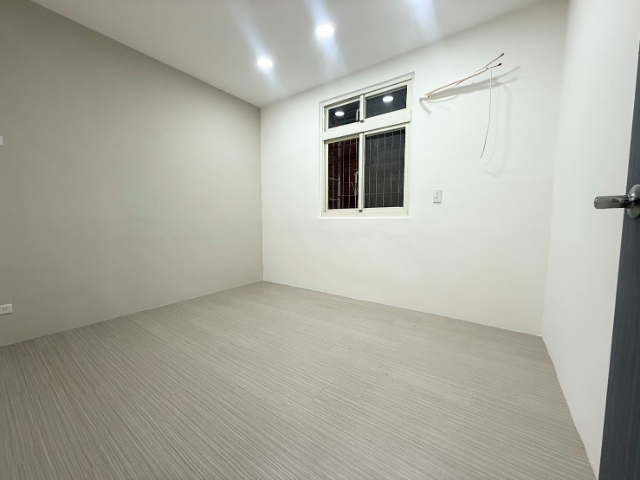 泰山買房賣屋中央全新整理二樓,新北市泰山區中央路