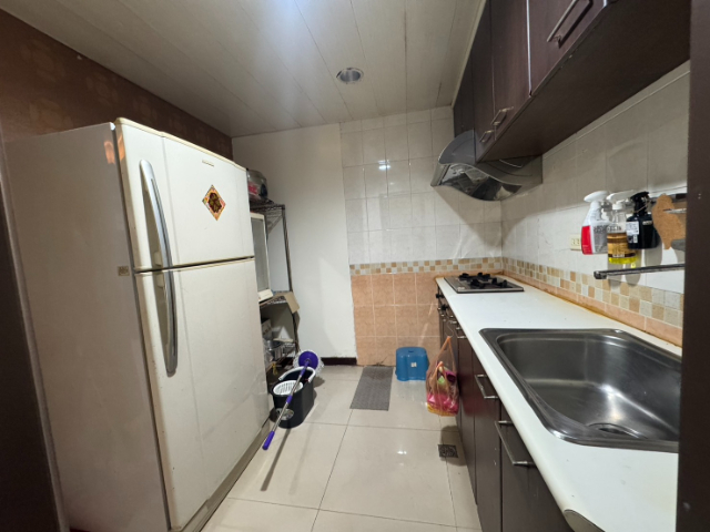 泰山買房賣屋門口好停車溫馨透天厝,新北市泰山區明志路一段