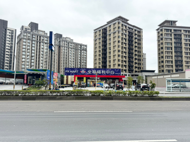 五股買房賣屋全坤世紀可塑三房車,新北市五股區芳洲一路