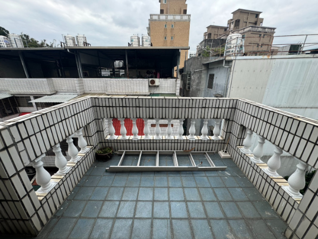 五股買房賣屋稀有邊間好停車大透天,新北市五股區御史路