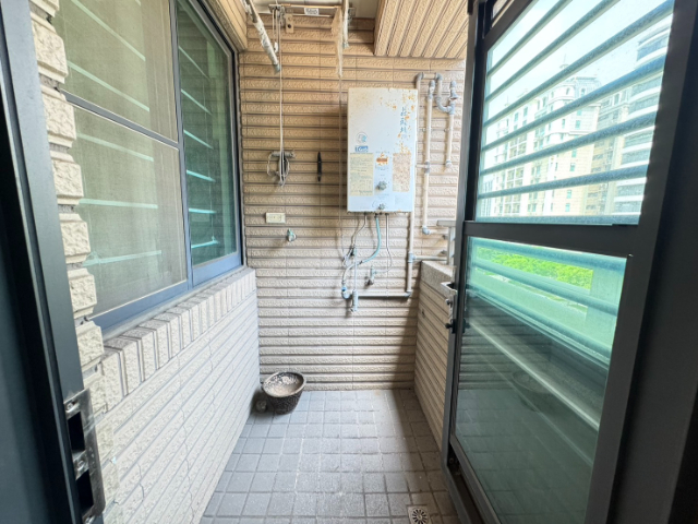 五股買房賣屋新天地好採光美宅,新北市五股區新城一路
