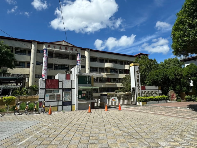 五股買房賣屋日進學傳家金店面S7,新北市五股區成泰路三段