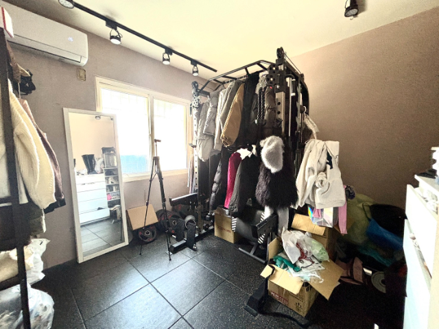 五股買房賣屋五股高CP商業地電梯透天,新北市五股區四維路