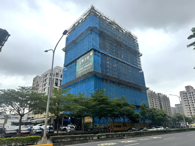五股買房賣屋 九揚威騰堡邊間三房車,新北市五股區新五路三段