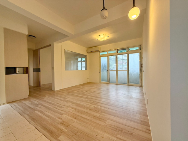 泰山買房賣屋前後陽台溫馨3房美工寓,新北市泰山區應化街