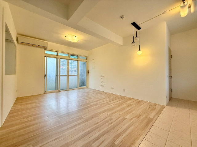 泰山買房賣屋前後陽台溫馨3房美工寓,新北市泰山區應化街
