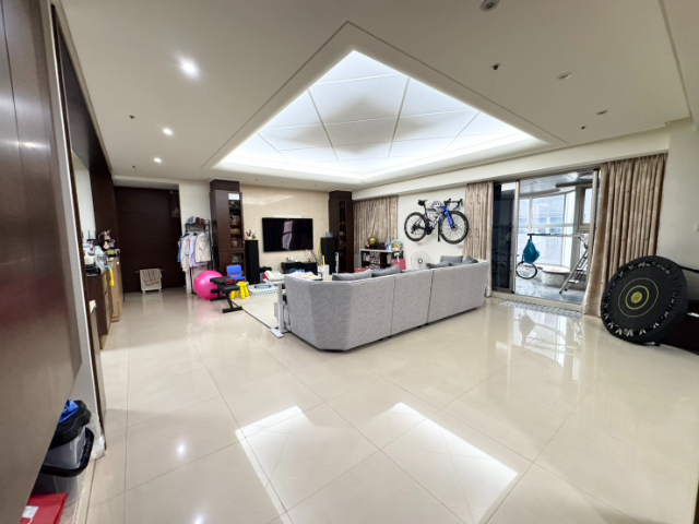 泰山買房賣屋水鑽石豪邁雙拼戶,新北市泰山區貴子路